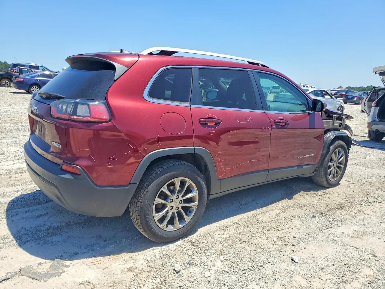 2020 JEEP CHER 4D SE Latitude Plus