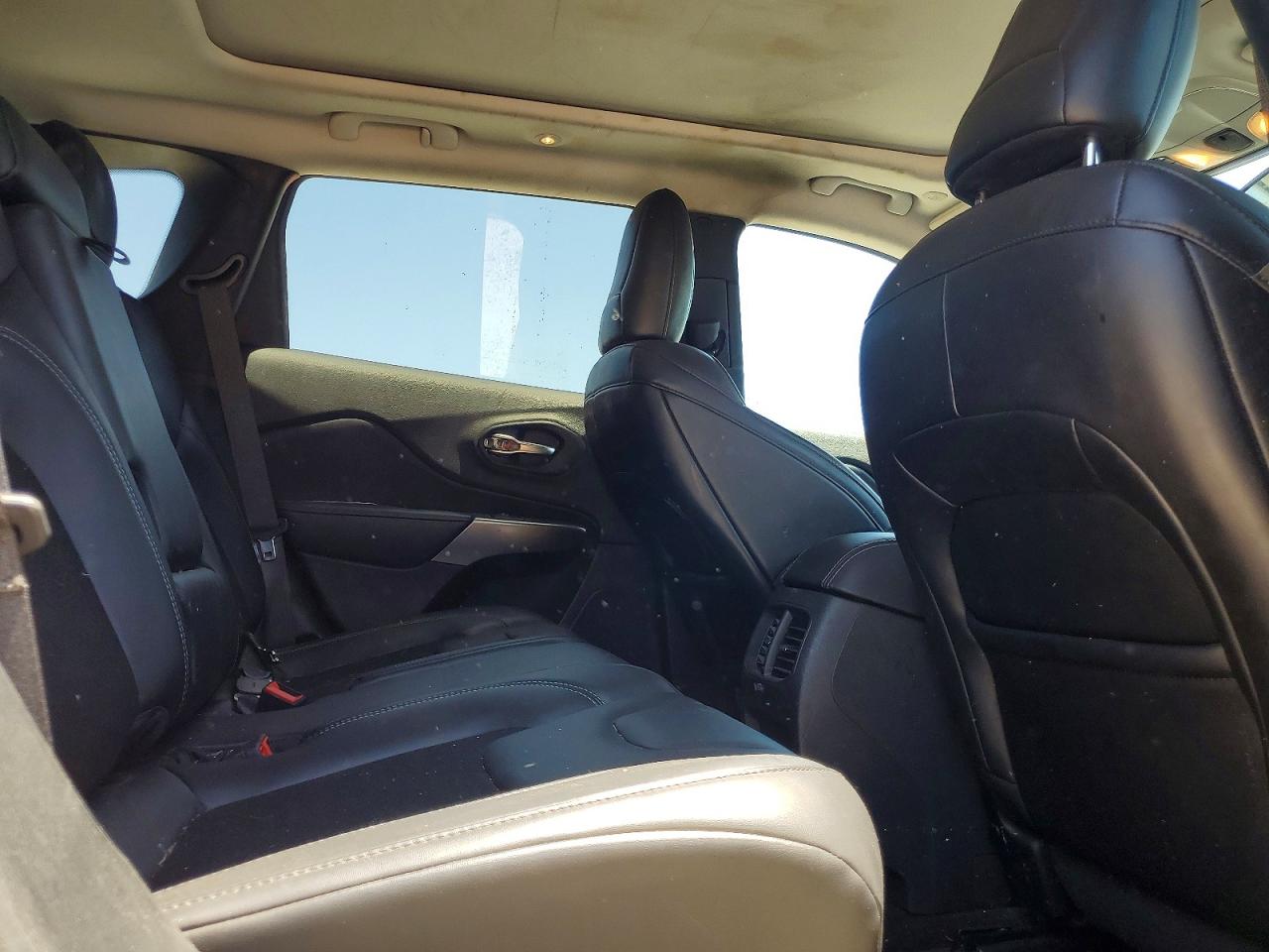 2020 JEEP CHER 4D SE Latitude Plus