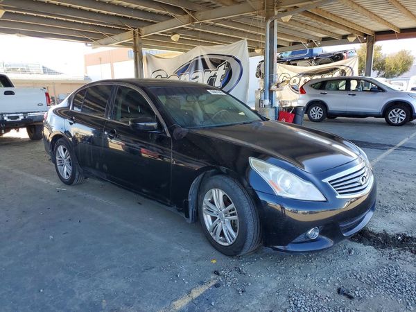 2013 INFINITI G37 — Passenger 3/4