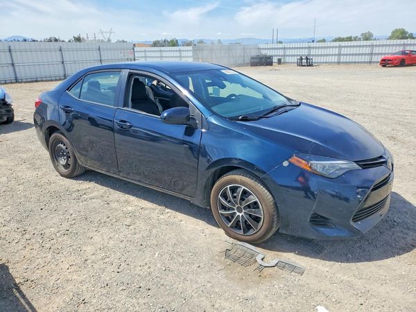 2019 TOYOTA COROLLA