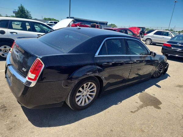 2012 CHRYSLER 300