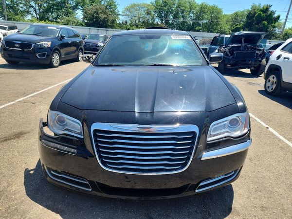 2012 CHRYSLER 300