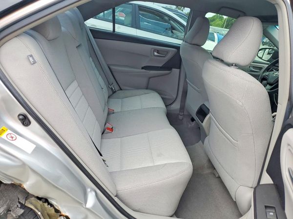2017 TOYOTA CAMRY