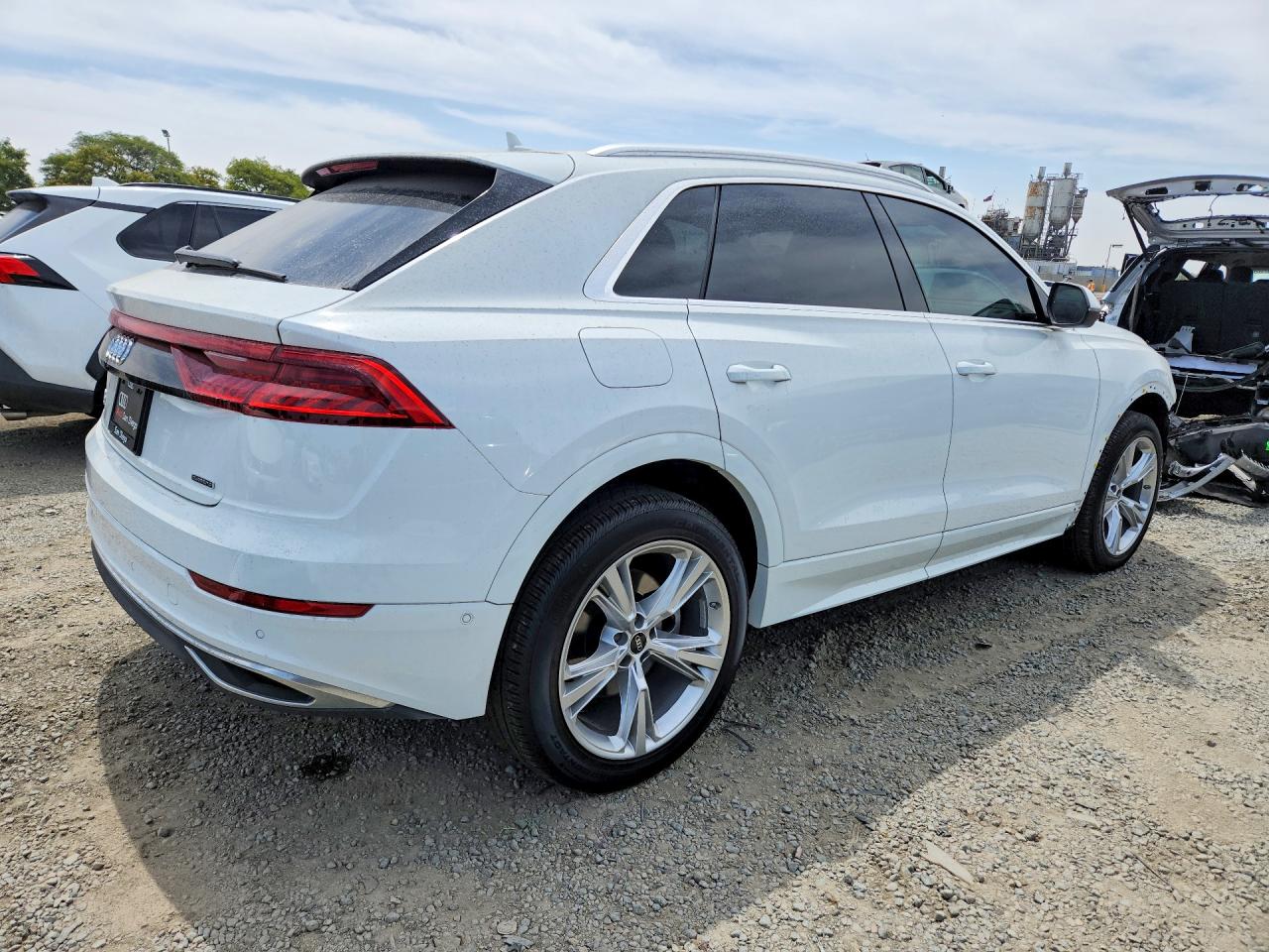 2023 AUDI Q8 quattro Premium Plus