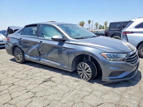 2021 VOLKSWAGEN JETTA