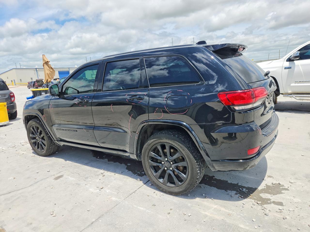 2020 JEEP GRAND CHEROKEE LAREDO 4X2