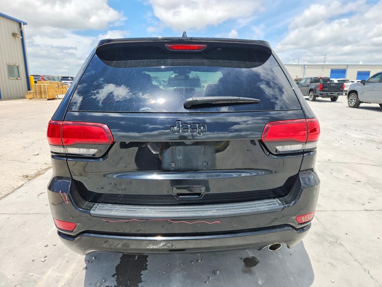 2020 JEEP GRAND CHEROKEE LAREDO 4X2