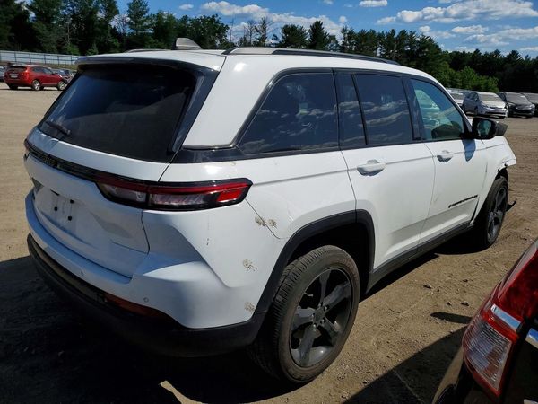 2024 JEEP GRAND CHEROKEE LAREDO 4X4
