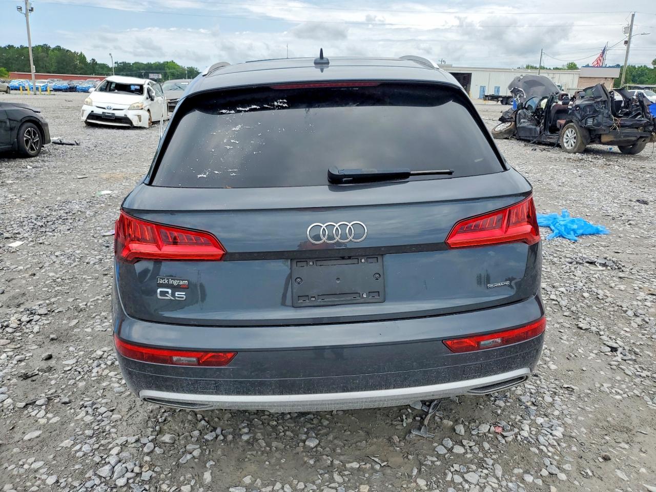 2020 AUDI Q5 quattro Premium