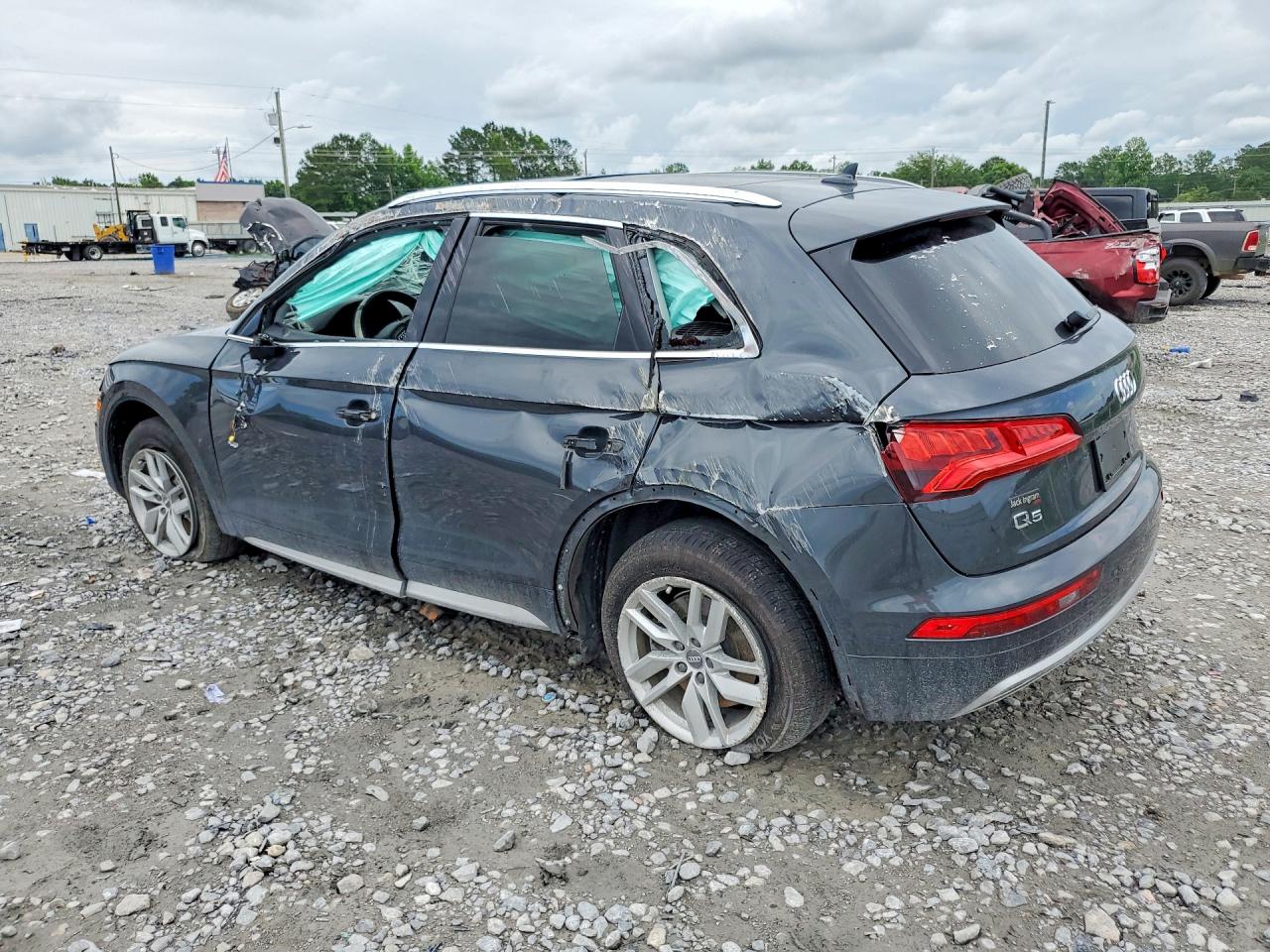 2020 AUDI Q5 quattro Premium
