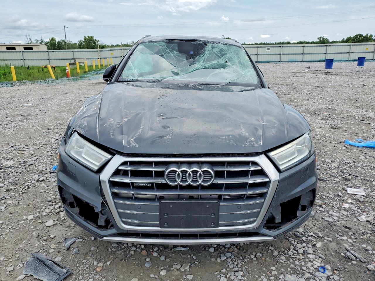 2020 AUDI Q5 quattro Premium
