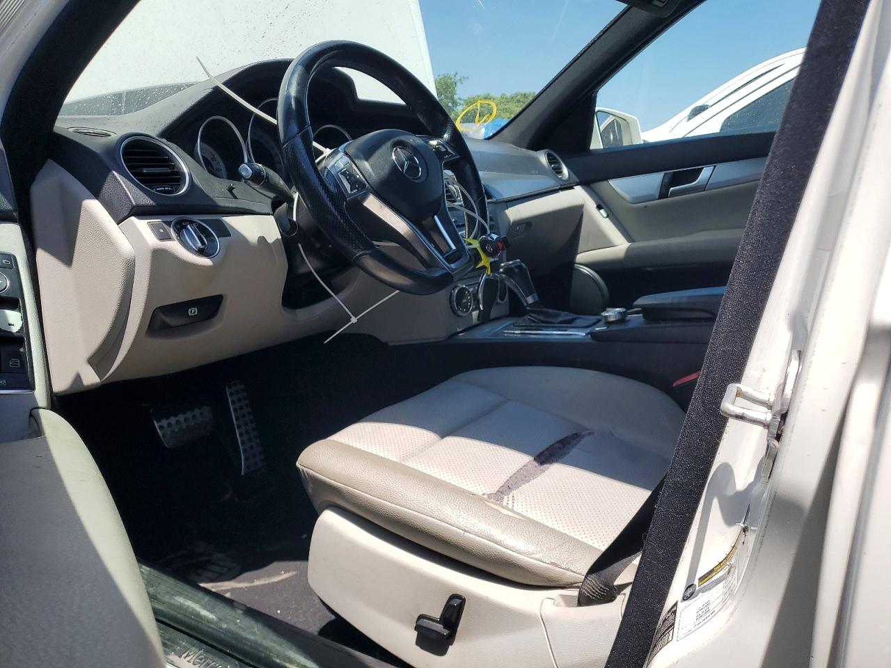2014 MERCEDES-BENZ C C250