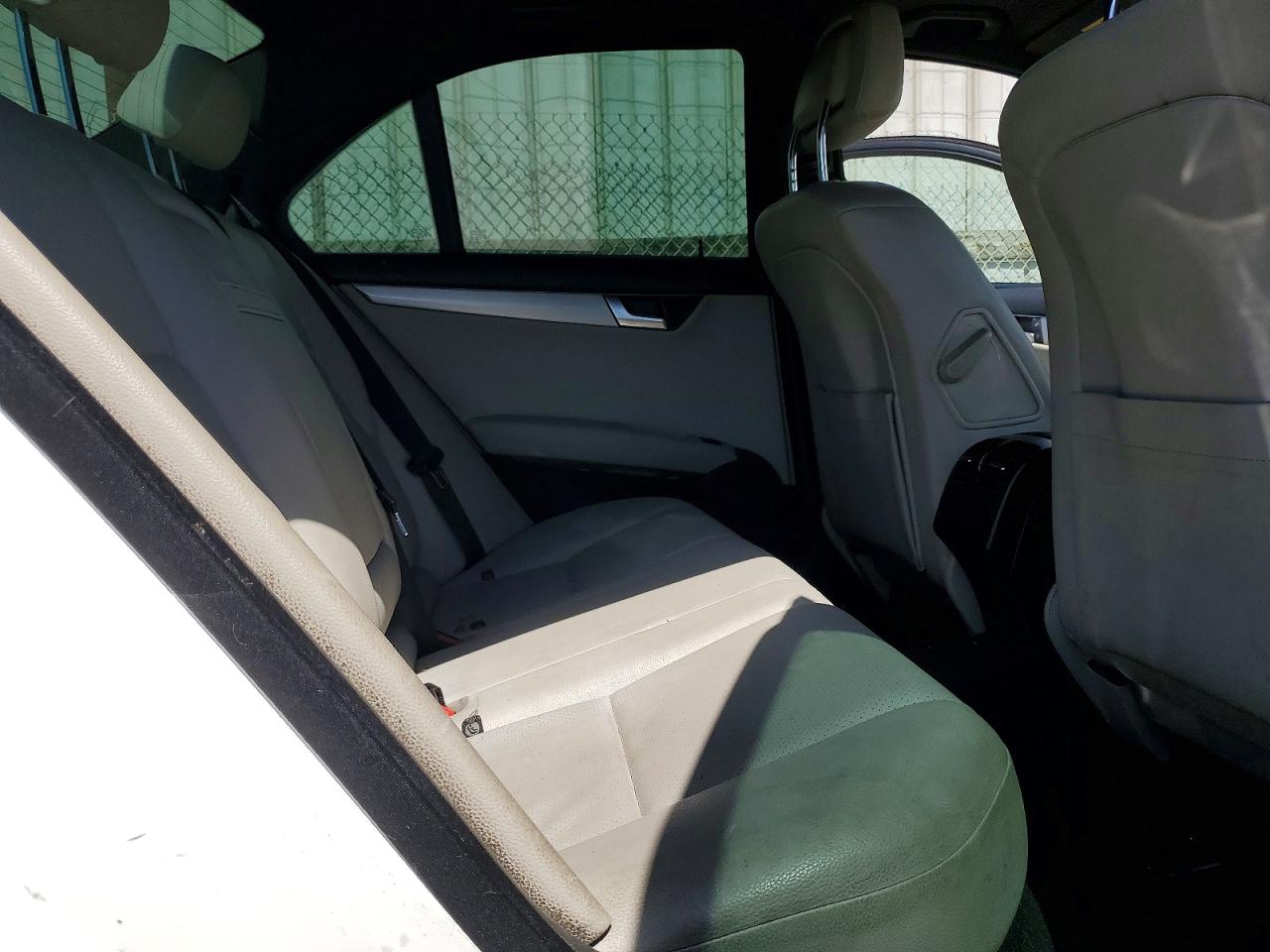 2014 MERCEDES-BENZ C C250