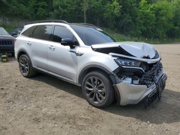 2021 KIA SORENTO SX, SXP