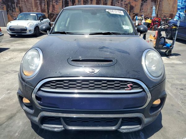 2018 MINI COOPER