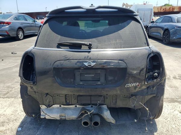 2018 MINI COOPER