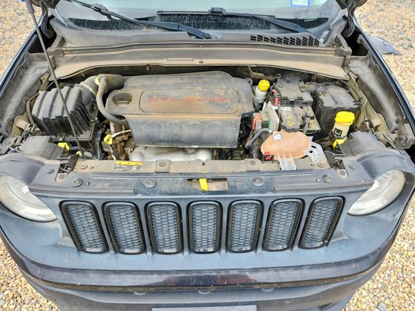 2016 JEEP RENEGADE LATITUDE 4X4