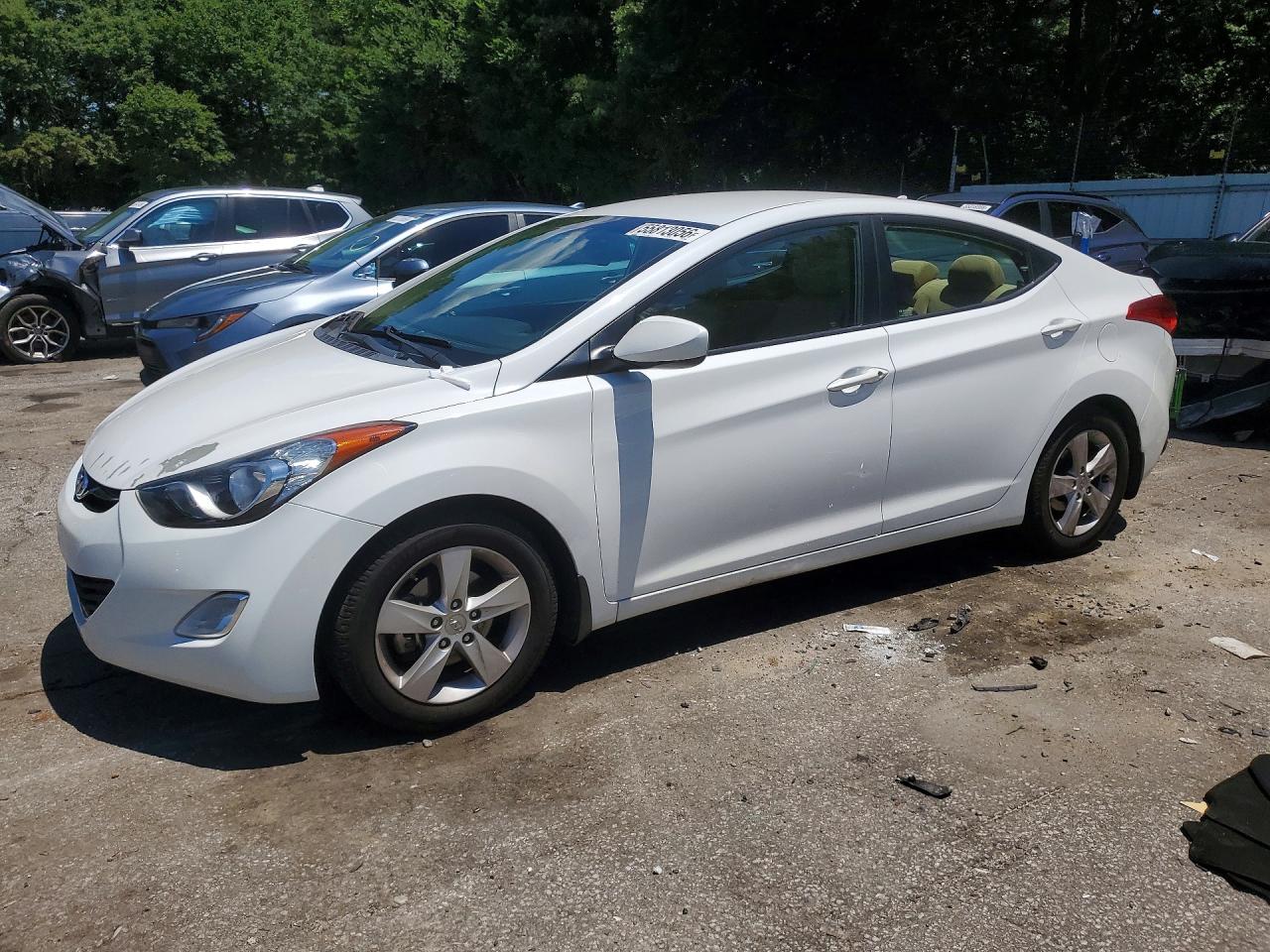 2013 HYUNDAI ELANTRA