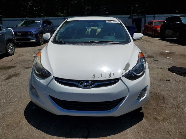 2013 HYUNDAI ELANTRA
