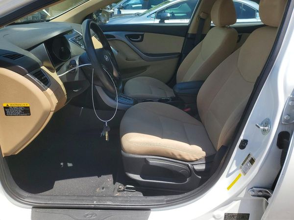 2013 HYUNDAI ELANTRA