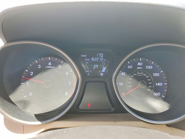 2013 HYUNDAI ELANTRA