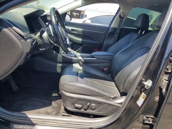 2022 HYUNDAI SONATA Limited