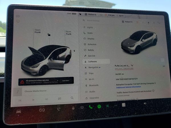 2022 TESLA MODEL Y