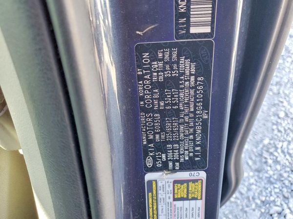 2016 KIA SEDONA LX - Middle-low