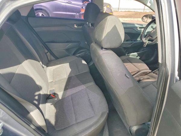 2019 HYUNDAI ACCENT SE and SEL