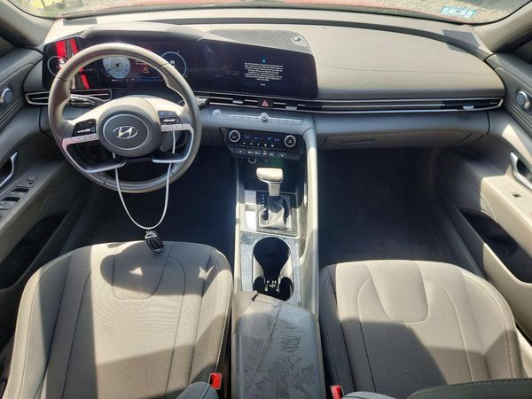 2023 HYUNDAI ELANTRA SEL w/Convenience Pkg