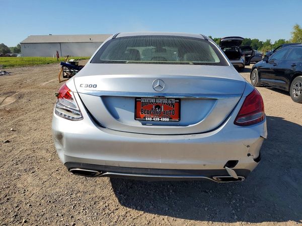 2015 MERCEDES-BENZ C Base