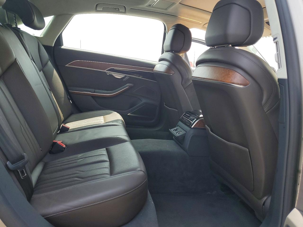 2019 AUDI A8 quattro L