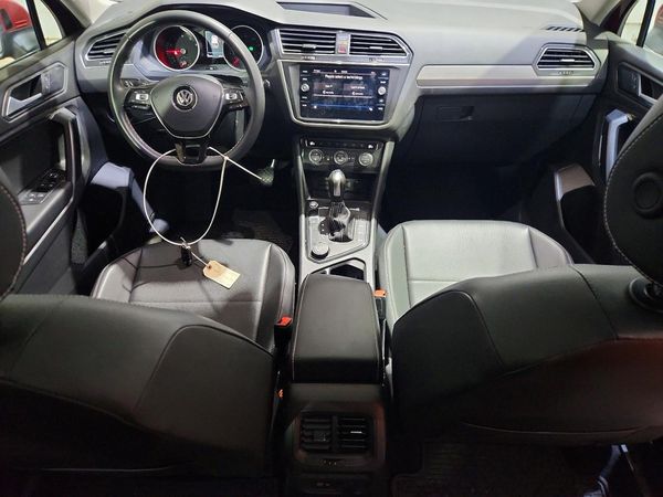 2021 VOLKSWAGEN TIGUAN