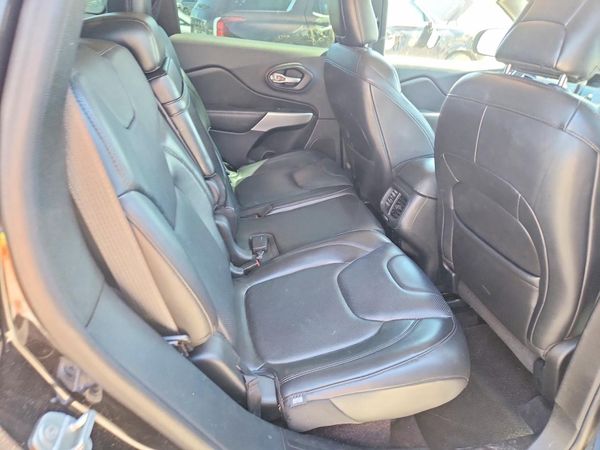 2016 JEEP CHEROKEE OVERLAND FWD