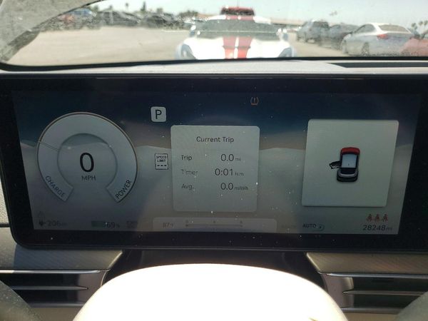 2025 GENESIS GV60 Standard (RWD)