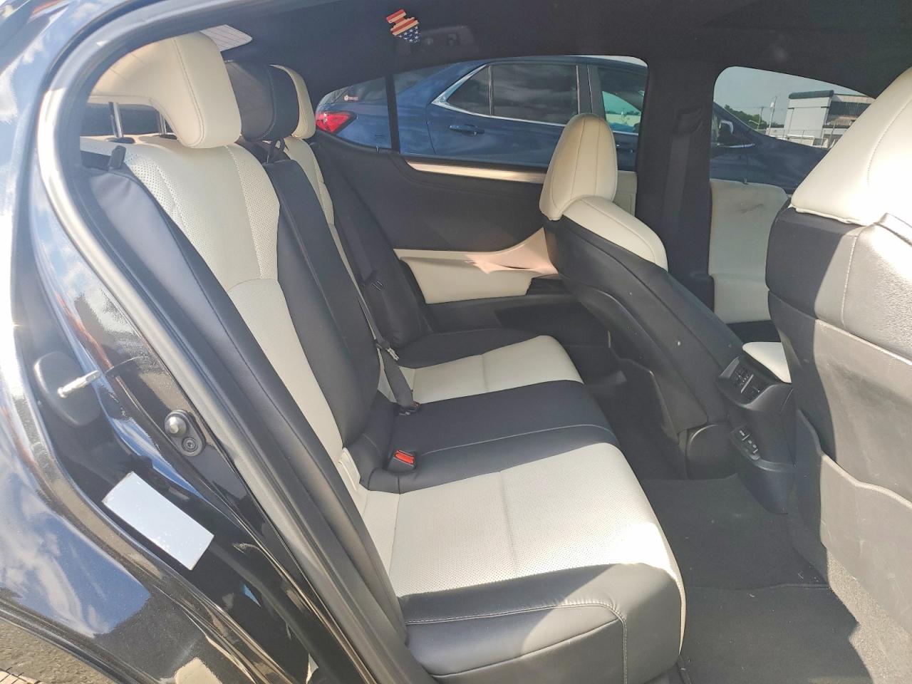 2025 LEXUS ES 350 F Sport Handling