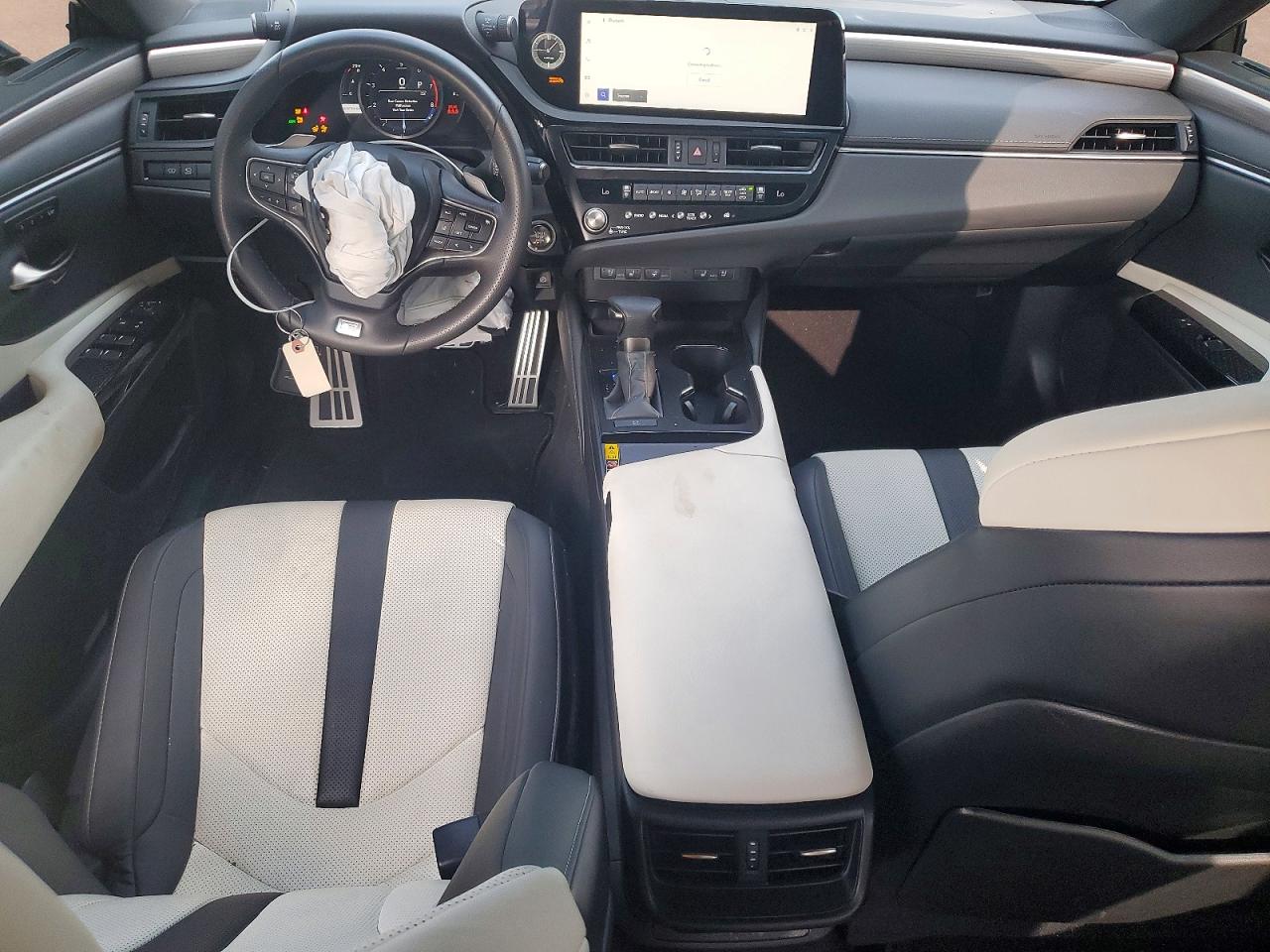 2025 LEXUS ES 350 F Sport Handling