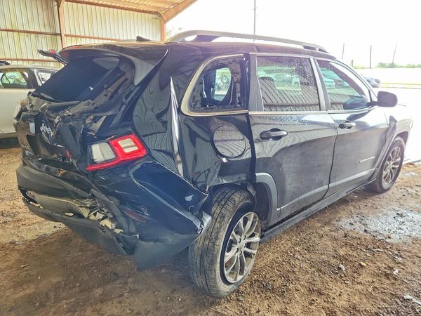 2019 JEEP CHEROKEE LATITUDE PLUS 4X4