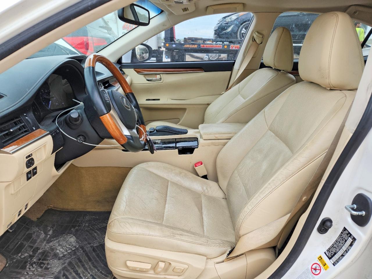 2014 LEXUS ES 300h