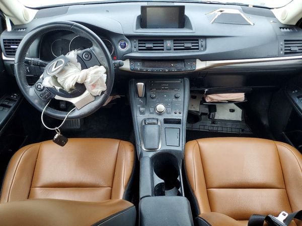 2015 LEXUS CT 200h