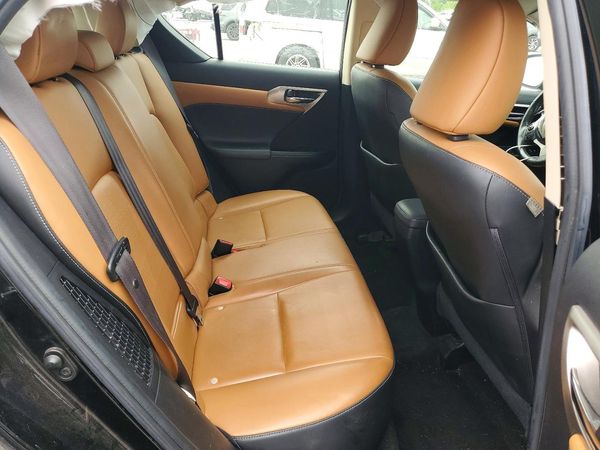 2015 LEXUS CT 200h