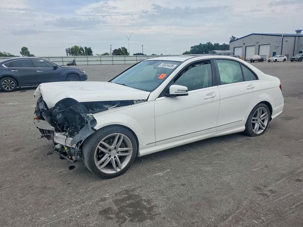 2014 MERCEDES-BENZ C C250
