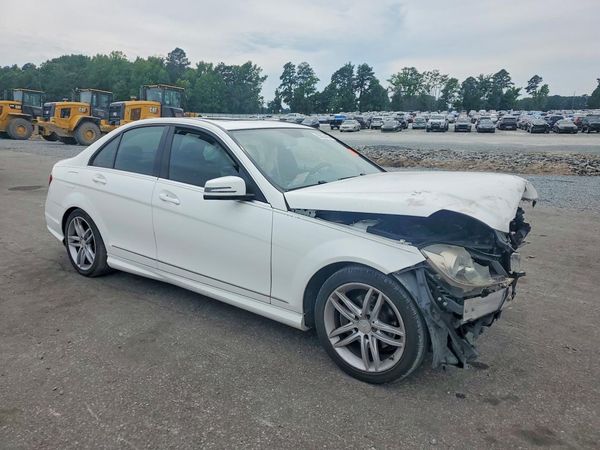 2014 MERCEDES-BENZ C C250