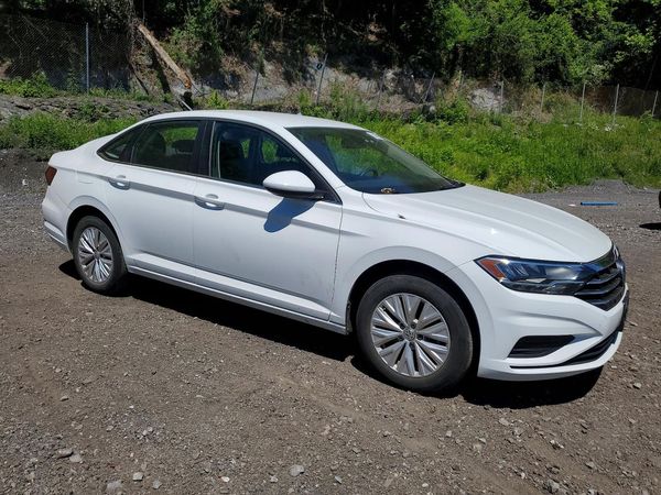 2020 VOLKSWAGEN JETTA S, SE, R-Line