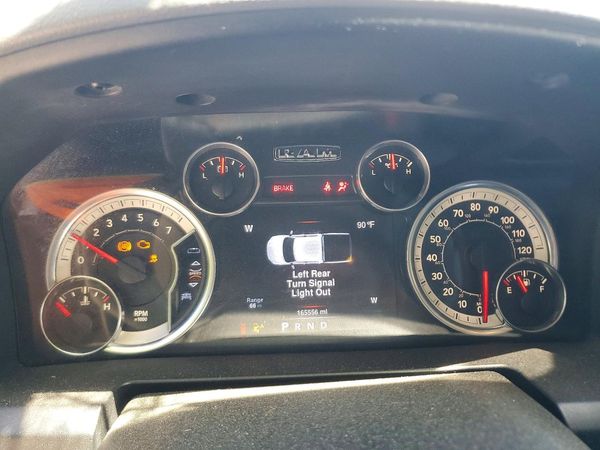 2016 RAM 1500 SLT