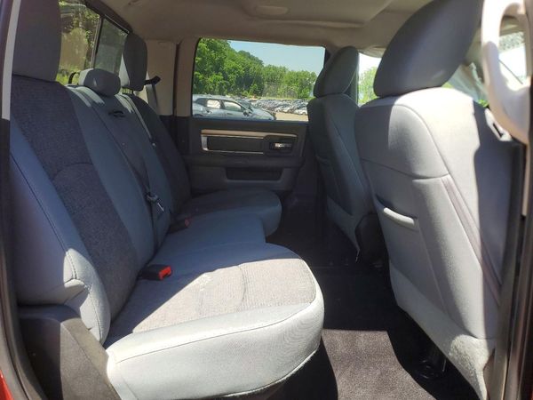 2016 RAM 1500 SLT