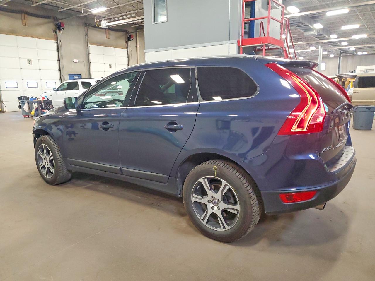 2013 VOLVO XC60
