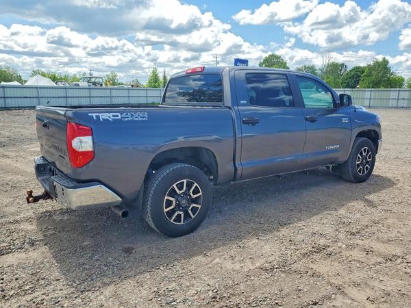 2018 TOYOTA TUNDRA SR5