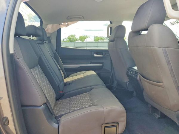 2018 TOYOTA TUNDRA SR5