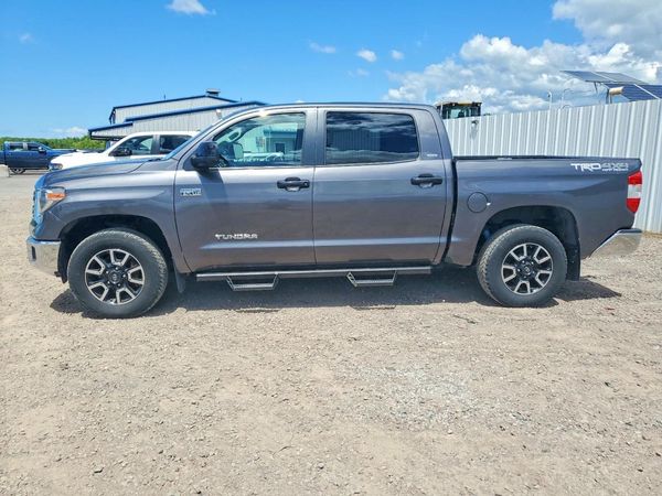 2018 TOYOTA TUNDRA SR5